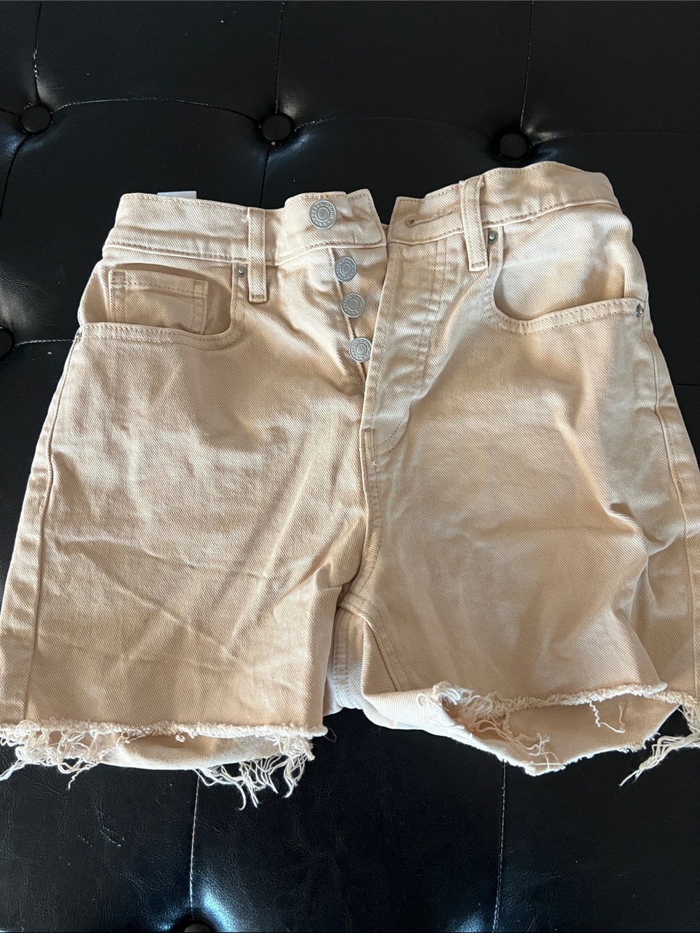 PacSun High-Rise Frayed Hem Jean Shorts - Cream